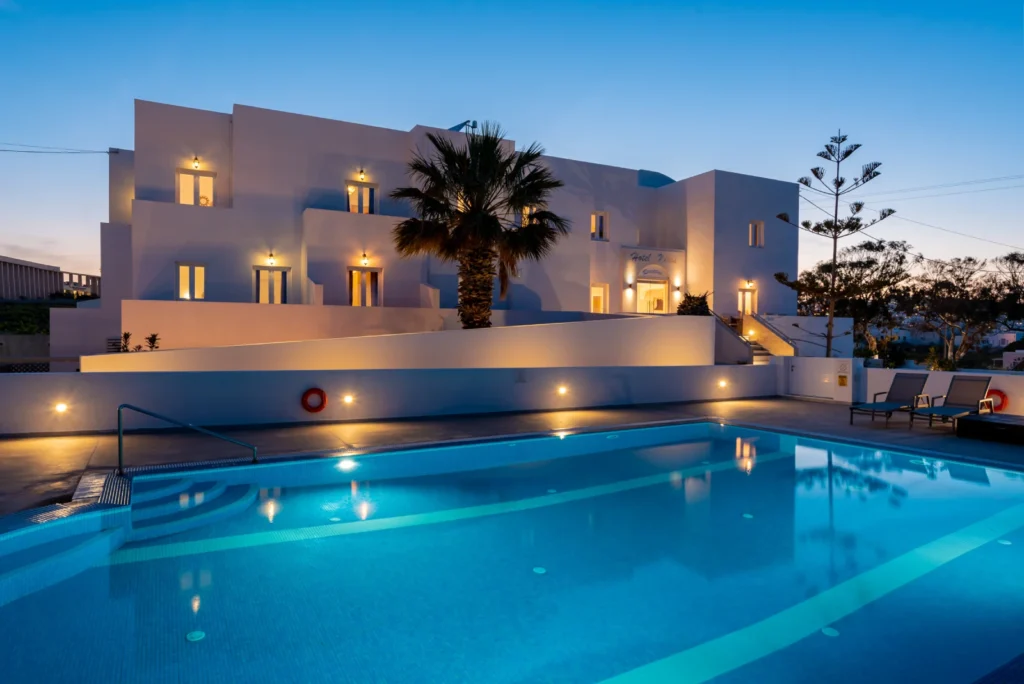 nikos hotel santorini karterados